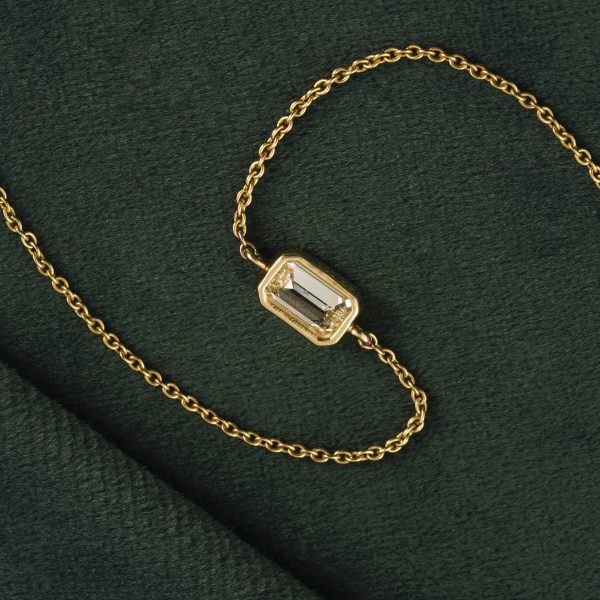 EMERALD SOLITAIRE BRACELET