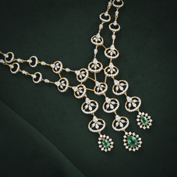 EMERALD & DIAMOND JEWELRY SET