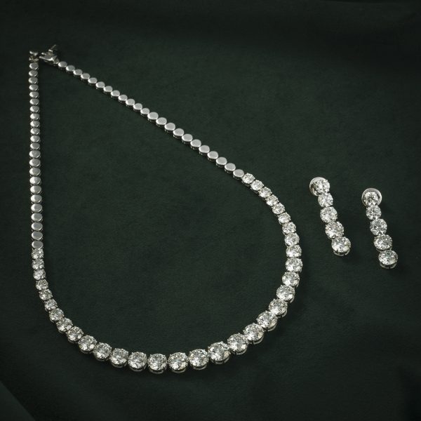 DIAMOND NECKLACE & EARRING SET