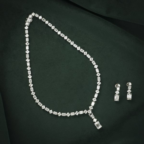SPARKLING DIAMOND RIVIÈRE NECKLACE & EARRING SET