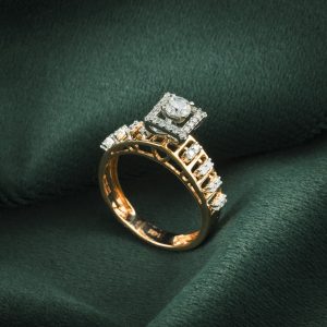 HALO CLUSTER RING