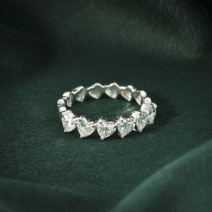 DIAMOND ETERNITY BAND IN WHITE GOLD