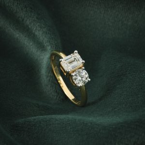 DUAL SPARKLE DIAMOND RING