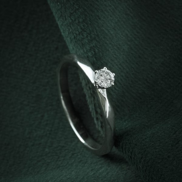 ROUND RING