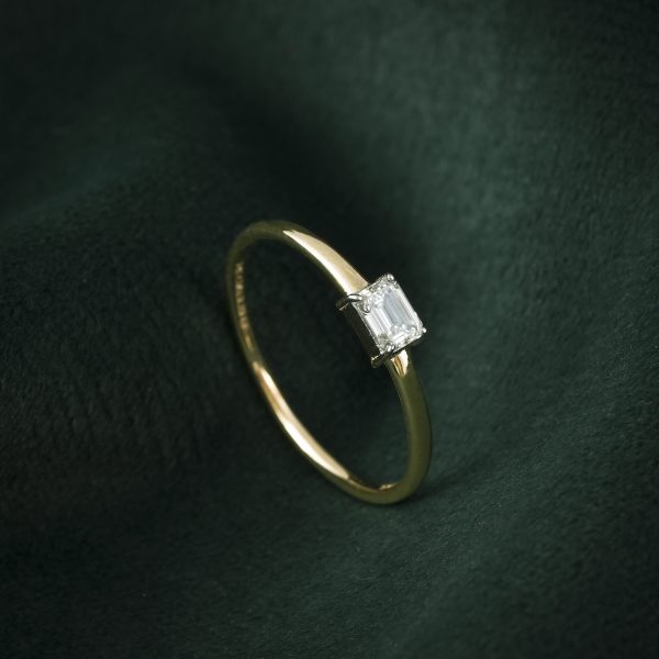 FANCY LADIES  RING