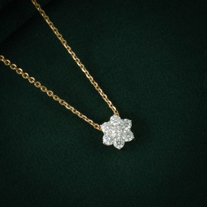 GOLD CHAIN WITH DIAMOND FLOWER PENDANT