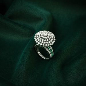 ROYAL DIAMOND CLUSTER SILVER RING