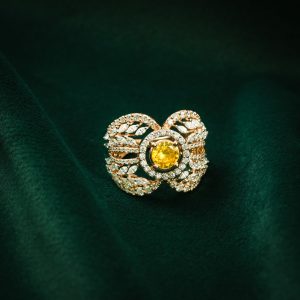 GOLDEN LAUREL BLOOM RING