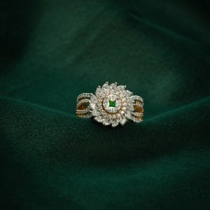 EMERALD BLOSSOM SILVER RING