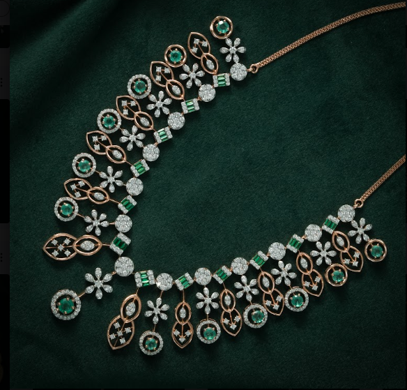 EMERALD BLOOM DIAMOND SILVER SET