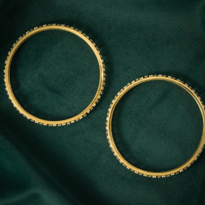 ELEGANT BLOOM SILVER BANGLE