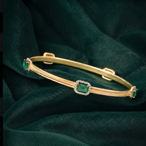 EMERALD GLOW SILVER BANGLE