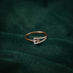 ARROW GLAM SILVER RING