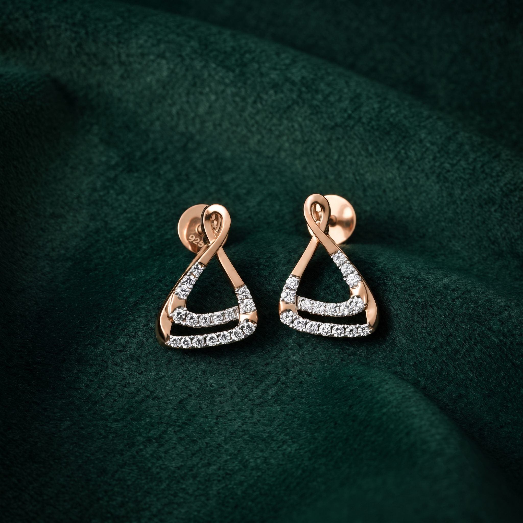 MODERN TWIST SILVER TOPS