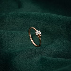 GRACEFUL BLOOM RING
