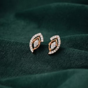 GRACEFUL CURVE DIAMOND SILVER TOPS