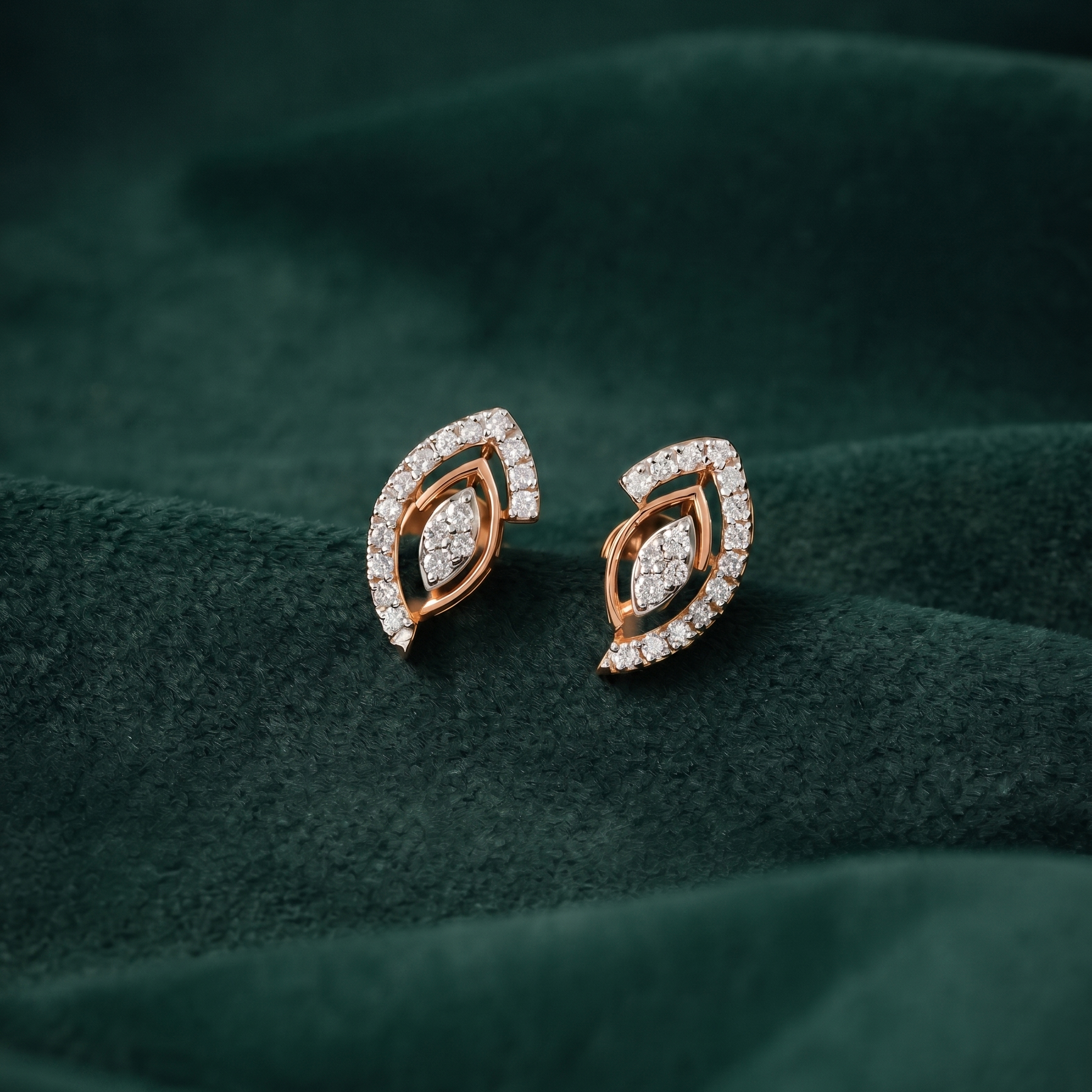 GRACEFUL CURVE DIAMOND SILVER TOPS