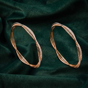 MODERN GLAM SILVER BANGLE