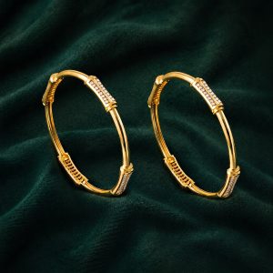 SIGNATURE SLIM SILVER BANGLE